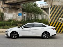 Hyundai Elantra 1.5L CVT Luxury - ფოტო 6