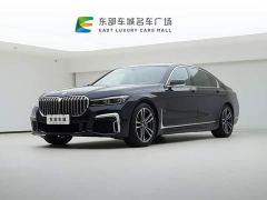 BMW 7 Series 730Li M Sport Package - ფოტო 1