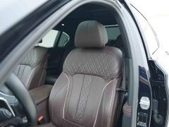 BMW 7 Series 730Li M Sport Package - ფოტო 13