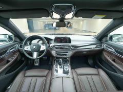 BMW 7 Series 730Li M Sport Package - ფოტო 19