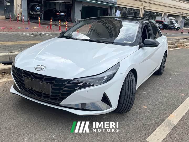Hyundai Elantra 1.5L CVT Luxury - ავტომობილი ჩინეთიდან