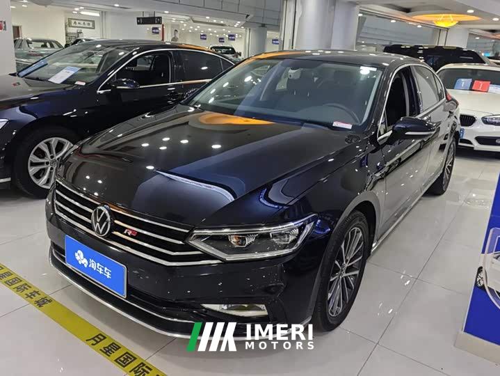 Volkswagen Magotan 330TSI DSG Luxury