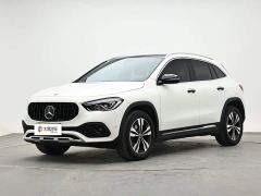 Mercedes-Benz GLA 200 - ფოტო 1