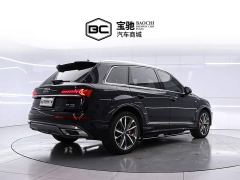 Audi Q7 55 TFSI quattro S line Sport - фото 3