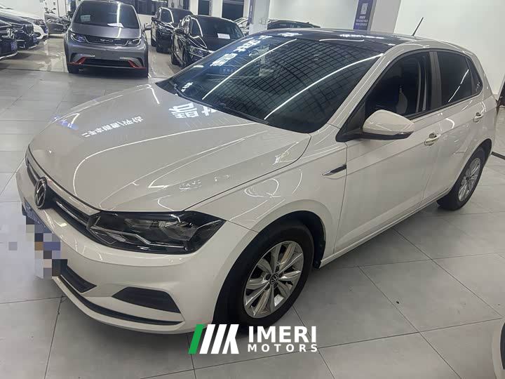 Volkswagen Polo Plus 1.5L Automatic Colorful Tech Edition - автомобиль из Китая