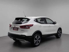 Nissan Qashqai 2.0L CVT Luxury - photo 2