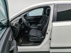 Honda CR-V 240TURBO CVT FWD Luxury - photo 4