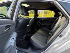 Toyota Avalon Hybrid 2.5L Luxury - photo 9