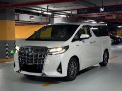 Toyota Alphard Hybrid 2.5L Luxury - фото 1