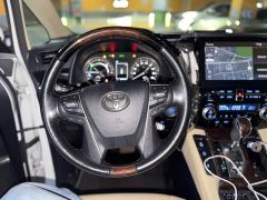 Toyota Alphard Hybrid 2.5L Luxury - фото 11