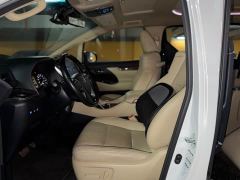 Toyota Alphard Hybrid 2.5L Luxury - фото 16