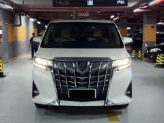 Toyota Alphard Hybrid 2.5L Luxury - фото 2