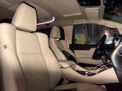 Toyota Alphard Hybrid 2.5L Luxury - фото 5