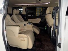 Toyota Alphard Hybrid 2.5L Luxury - фото 9