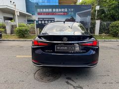 Lexus ES 300h Excellence Edition - photo 10
