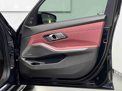 BMW 3 Series Facelift II 330i M Sport Dark Night Package - фото 16