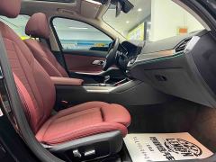 BMW 3 Series Facelift II 330i M Sport Dark Night Package - фото 20