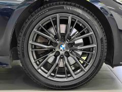 BMW 3 Series Facelift II 330i M Sport Dark Night Package - фото 9