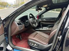 BMW 7 Series Facelift 740Li Premier M Sport Package - фото 7