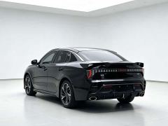 Lynk & Co 03 1.5T DCT Champion Edition Plus - ფოტო 9