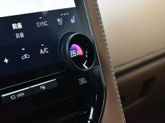 Toyota Alphard Hybrid 2.5L Premium Edition - photo 14