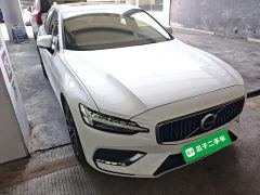 Volvo S60 B4 Smart Luxury Edition - ფოტო 3