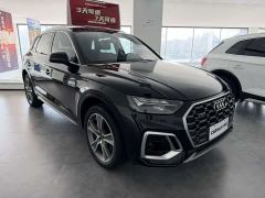 Audi Q5L Facelift 45T Luxury Sport - фото 2