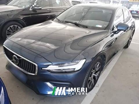 2023 Volvo S60 B4 Smart Luxury Edition - car from China