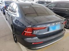 Volvo S60 B4 Smart Luxury Edition - ფოტო 4