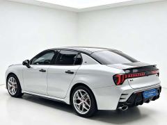 Lynk & Co 03 1.5T DCT Vigor Plus - ფოტო 7