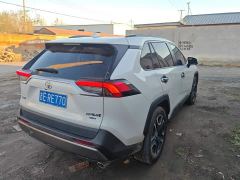 Toyota RAV4 2.0L CVT AWD Premium - ფოტო 3