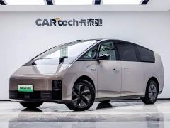 Li Auto MEGA Ultra Smart Refresh Edition - ფოტო 1