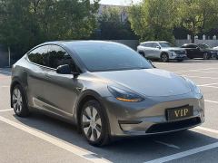 Tesla Model Y Rear-Wheel Drive - ფოტო 3