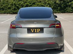Tesla Model Y Rear-Wheel Drive - ფოტო 5