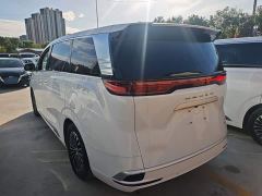 Denza D9 DM-i 965 Premium Edition - ფოტო 4