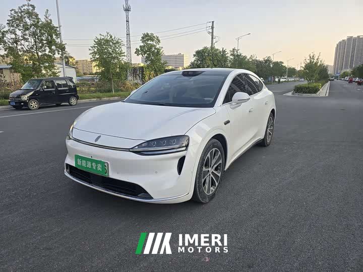 Luxeed Zhiji R7 Pure Electric Max (896-channel LiDAR)
