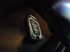 SAIC MG i5 1.5L CVT Diamond Edition - ფოტო 8