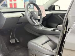 Tesla Model Y Long Range All-Wheel Drive - ფოტო 11