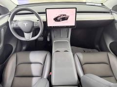 Tesla Model Y Long Range All-Wheel Drive - ფოტო 8