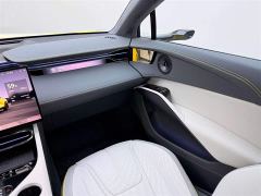 Lotus ELETRE 600 Luxury - ფოტო 15