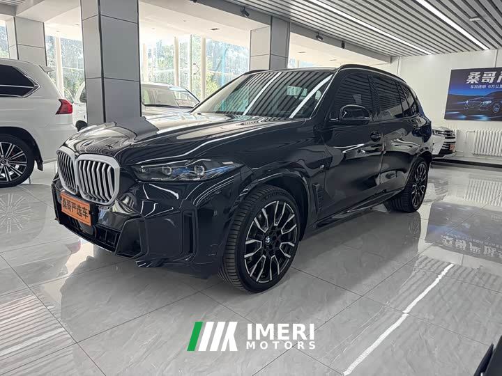 BMW X5 xDrive 40Li M Sport Midnight Edition Package - автомобиль из Китая