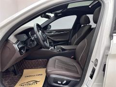BMW 5 Series Facelift 525Li M Sport Package - ფოტო 11