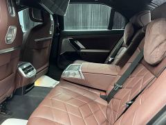 BMW 7 Series 740Li Luxury M Sport Package - фото 18