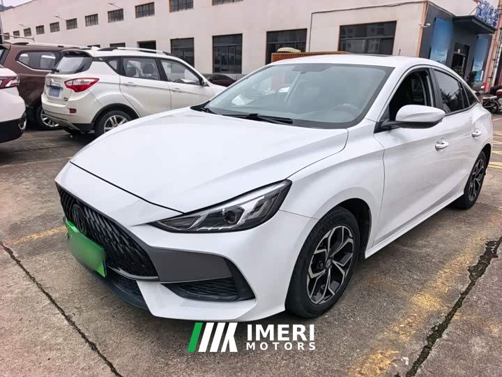 SAIC MG5 180DVVT CVT Youth Fashion Edition - автомобиль из Китая