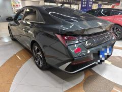 Hyundai Elantra 1.5L CVT Luxury - photo 3