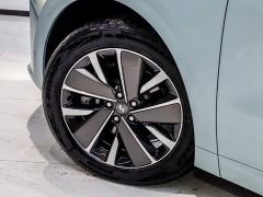 Li Auto L6 Max Smart Refresh Edition - ფოტო 9