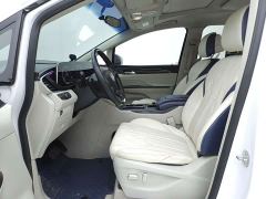 Buick GL8 Land Business Class Comfort Edition - photo 8
