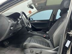 Volkswagen Magotan 330TSI DSG Advance - photo 5