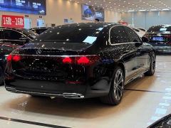 Mercedes-Benz E-Class E 300 L Luxury - photo 6