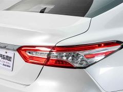 Toyota Camry 2.0G Luxury Edition - ფოტო 8